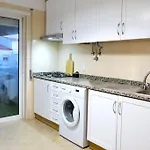 Apartment, 10 Mins Walk To Apartment