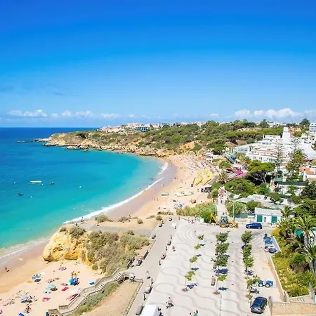 Apartment, 10 Mins Walk To Appartement Albufeira